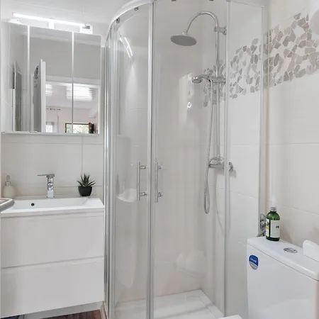 Kompleks wypoczynkowy Reihenbungalow 1 *